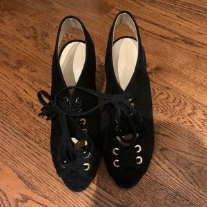 Club Monaco Vero Cuoio suede open toe heels